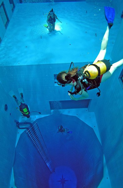 Nemo 33 – cамый глубокий бассейн в мире