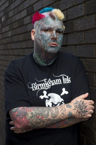 Самый татуированный человек Британии