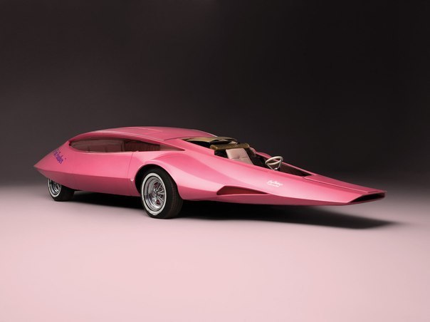 Один из самых необычных автомобилей мира, который был создан и существует в единственном экземпляре – The Pink Panter Car. Создавался этот экземпляр для шоу "Розовая пантера", которое шло в США в 1969-1976 годах.