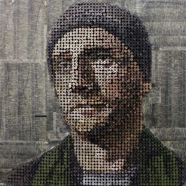 Американский художник Эндрю Майерс (Andrew Myers) создает 3D-портреты людей из шурупов.