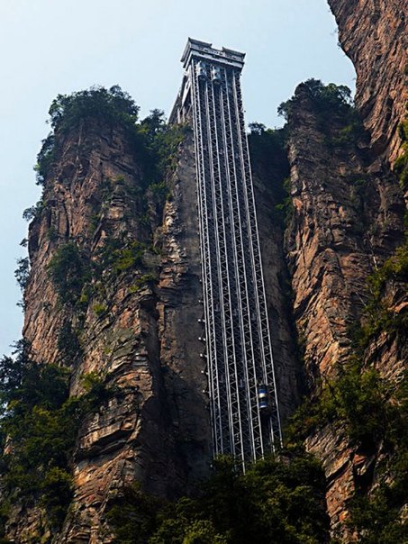 Самый высокий лифт в мире (5 фото)