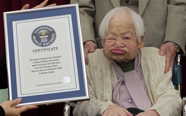 Возраст самой пожилой женщины в мире - 114 лет и 359 дней.