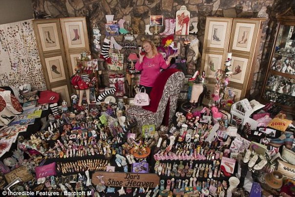 Представители Книги рекордов Гиннеса зафиксировали весьма необычный рекорд - американка Дарлин Флинн является обладательницей большой коллекции обуви в мире.