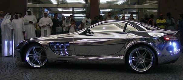 Автомобиль созданный из белого золота для нефтяного миллиардера из города Абу-Даби, Mercedes V10 Quad Turbo, 1600 лошадиных сил. От 0 до 100 км/ч менее чем за 2 секунды.