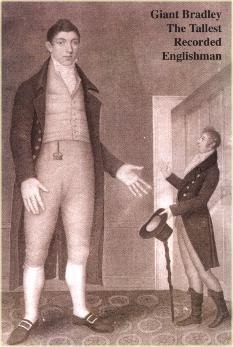 Первая книга рекордов Гиннеса вышла в 1955 году 27 августа, а первым рекордом в ней был отмечен самый высокий человек в Европе Уильям Бредли, рост которого составлял 7 футов и 9 дюймов.