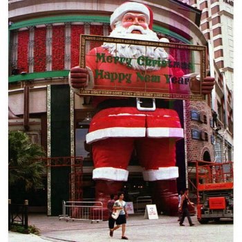 Самый большой Санта-Клаус в мире 