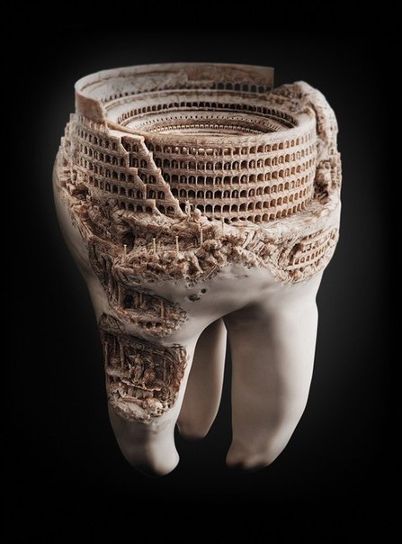 Резьба по зубу - настоящее произведение искусства.