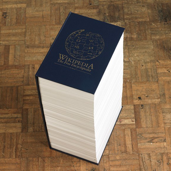 Самой толстой печатной книгой в мире является книга Интернета - WIKIPEDIA. 