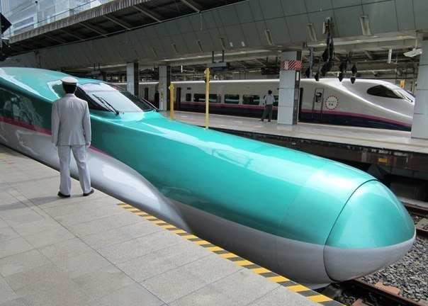 Поезд в Японии.