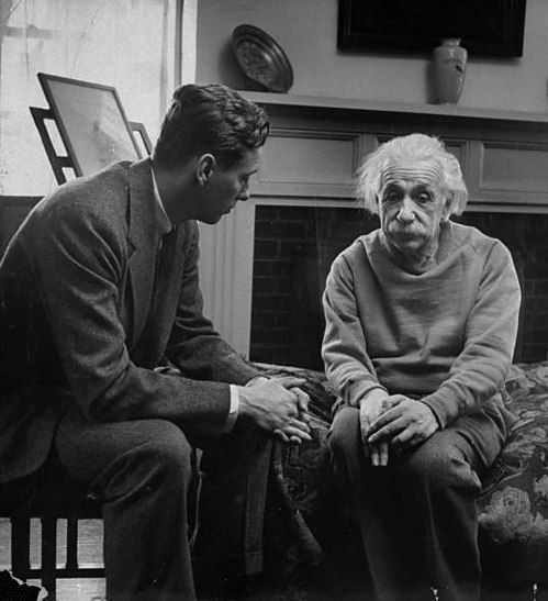 Альберт Эйнштейн со своим психотерапевтом.