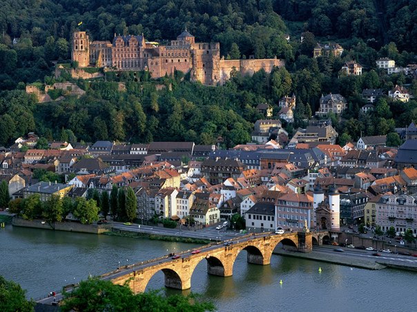 Хайдельберг — город в Германии, на северо-западе земли Баден-Вюртемберг.