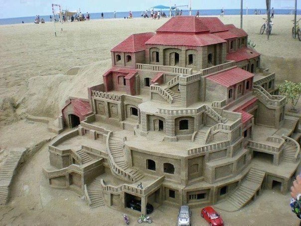 Дворец из песка.