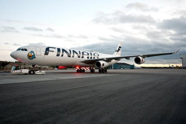 Самолет в стиле angry birds авиакомпании Finnair