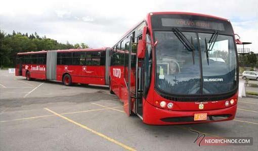 В Бразилии отыскался самый большой автобус. Отделение Volvo Bus Corporation в Бразилии выпустило новый автобус на шасси B12M, с платформой TX. Наибольший вариант построенного на таком шасси автобуса достигает длины 26,8 м. Автобус был создан для определённых маршрутов и может перевозить одновременно 300 пассажиров.