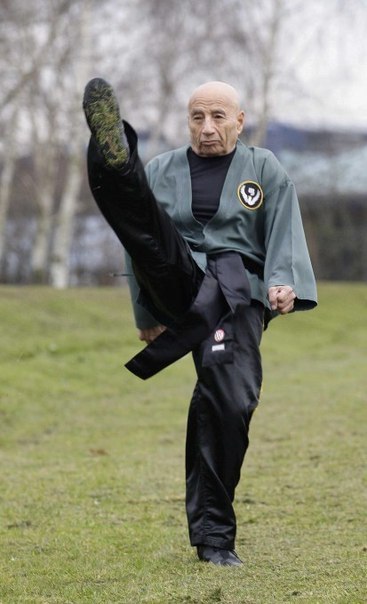 83-летний мастер кунг-фу