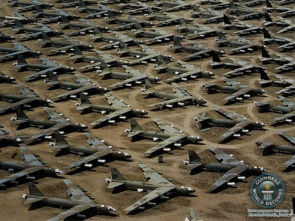 Кладбище стратегических бомбардировщиков Б-52, США