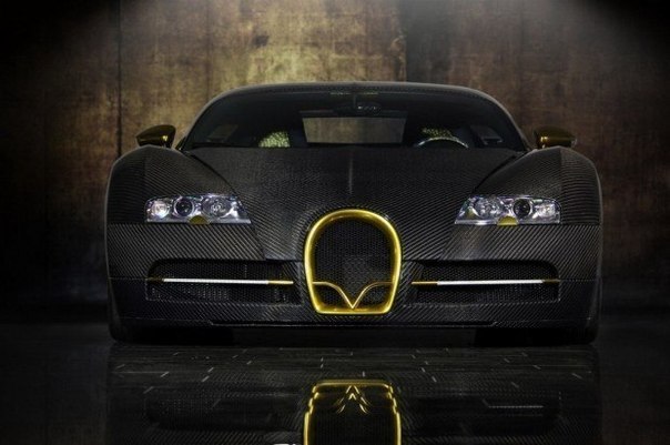 Самый дорогой спорткар в мире - позолоченная версия Mansory Bugatti Veyron LINEA Vincero d Oro. Автомобиль мощностью 1111 л.с. выпущен в единственном экземпляре, прописался в Беверли-Хиллз и имеет цену 2.200.000 Евро.