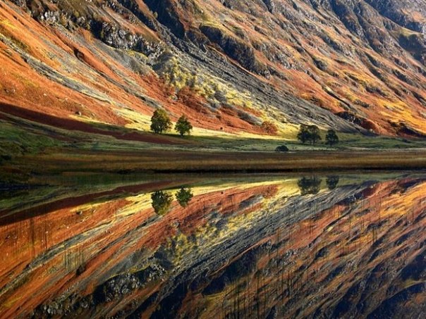 Гленко (Glen Coe) — живописная долина на юго-западе Хайленда в Шотландии. Часть заповедника «Бен-Невис и Глеко» (National Scenic Area of Ben Nevis and Glen Coe). Гленко часто называют самым красивым и захватывающим местом Шотландии.
