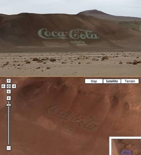Самый большой логотип компании Coca-Cola находится в пустыне на севере Чили. Логотип высотой 50 метров и длиной 120 метров изготовлен из 70 000 пустых бутылок из под газировки.