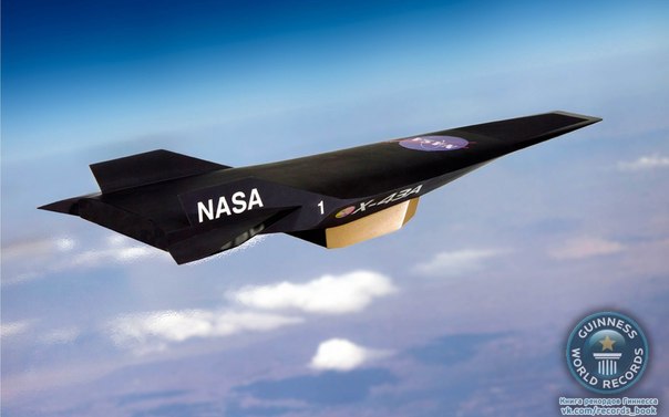 Гиперзвуковой самолет X-43A признан самым быстрым самолетом в мире. Это беспилотный самолет, который во время тестирований показал фантастическую скорость — 11230 км/ч, что примерно в 9,6 раз больше скорости звука.