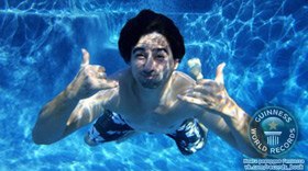 Мировой рекорд по пребыванию под водой, который равен 17 минутам и 4.4 секундам и который был установлен швейцарцем Питером Колатом.