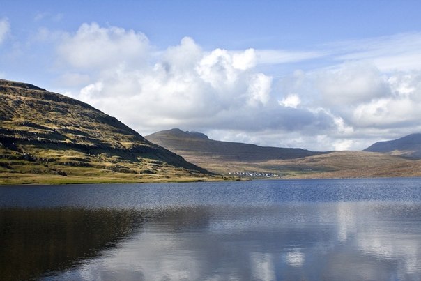 "Висячее" озеро Сорвагсватн, Фарерские острова