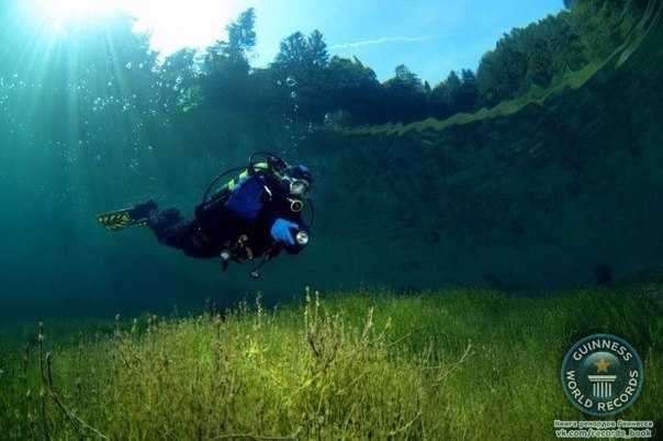 Кристально чистая вода острова Самеранжер, Австрия