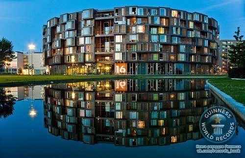 Это не элитный дом и не 5-ти звездный отель, а всего лишь ... студенческая общага в Копенгагене