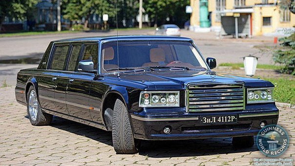 Президент России Владимир Путин, как настоящий патриот, скоро будет ездить на российских автомобилях марки ЗИЛ-4112Р