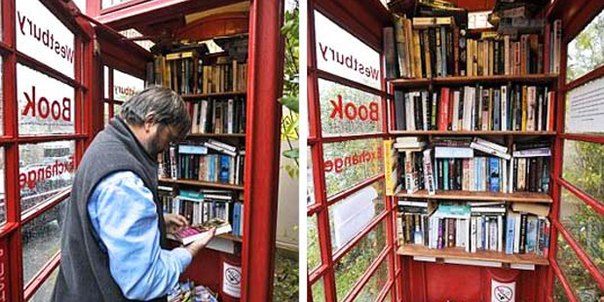 Самая маленькая библиотека в мире расположена в телефонной будке.