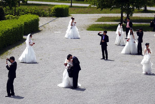 В эту субботу, 8 июня, в Алматы порядка 30 невест будут соревноваться в дальности полета своего свадебного букета.