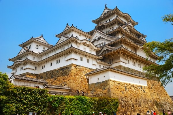 Замок Химэдзи или Белой цапли - один из древнейших сохранившихся замков Японии, и самый популярный среди туристов. 