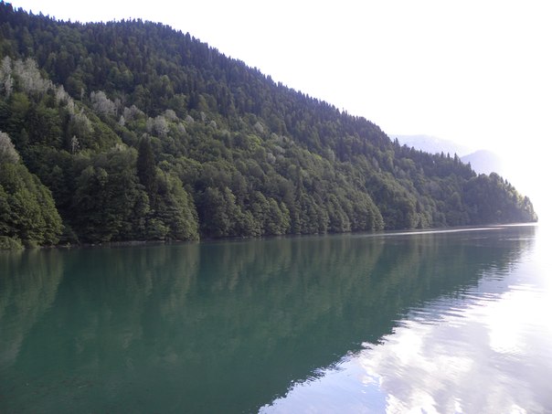 Абхазия, озеро Рица 