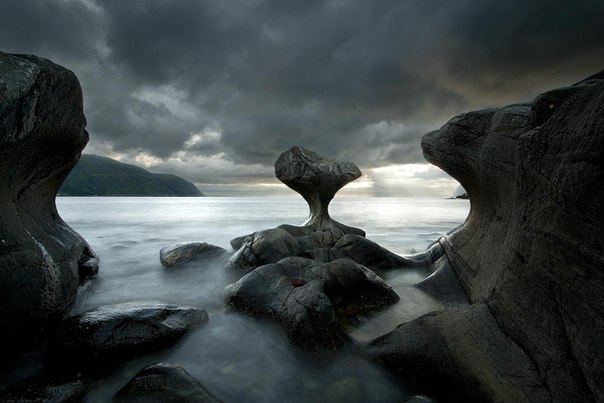 Каннестейнен - скала необычной формы на западе Норвегии