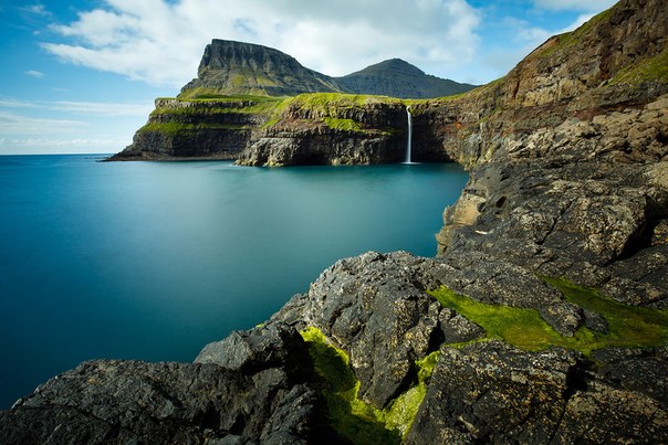 Вагар — остров на западе Фарерского архипелага.