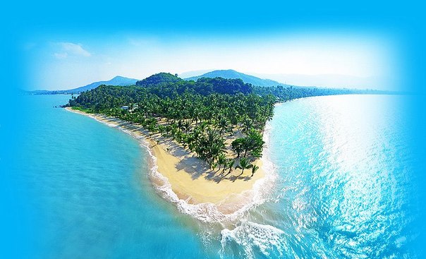 Самуи - остров в Сиамском заливе Тихого океана. Является частью тайской провинции Сураттани.