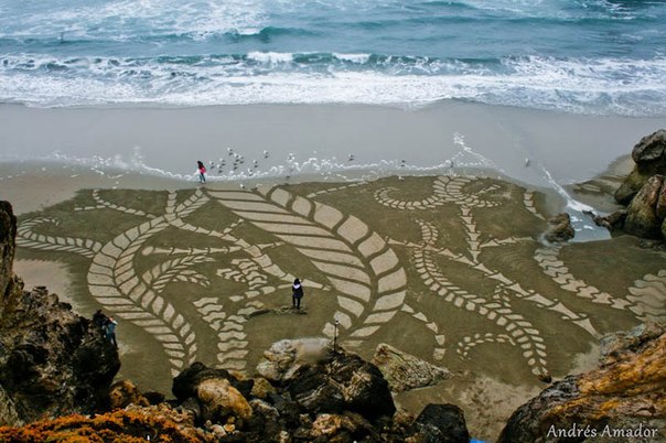 Andres Amador. Рисунки на песке