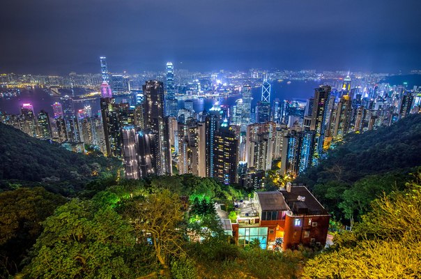 Пик Виктория — высочайшая точка острова Гонконг