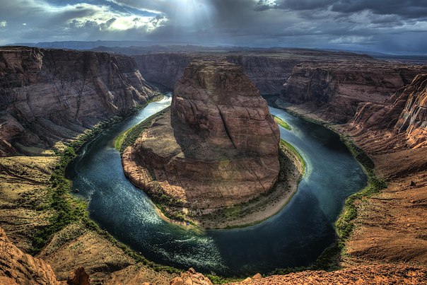 Подкова (Horseshoe Bend) — название подковообразного меандра реки Колорадо на территории национальной зоны отдыха каньона Глен в Аризоне, США.