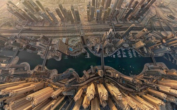 Вид на Дубай с высоты, ОАЭ