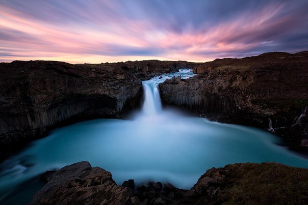 Водопад в Исландии