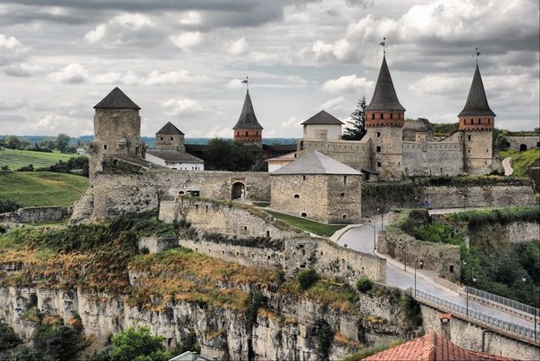 Старый замок Каменца-Подольского — средневековый замок города Каменец-Подольский, один из исторических памятников Украины.