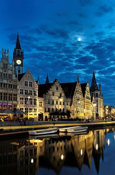 Гент — город во Фландрии, в Бельгии. Столица провинции Восточная Фландрия.