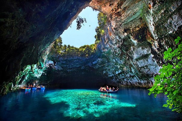Пещерное озеро Мелиссани, Кефалония, Греция