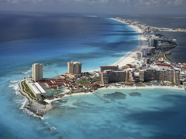 Канкун — крупный курортный город в Мексике, полуостров Юкатан, Мексика