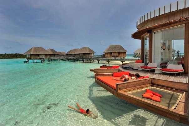 Роскошный отель на Мальдивах