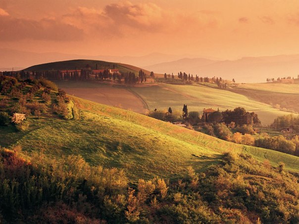Холмы и горы, распространенные по всей территории Тосканы, сформировали ее неповторимый облик. Тоскана, Италия