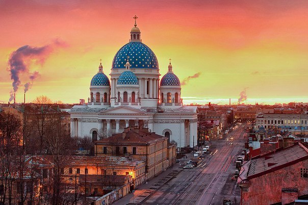 Троицкий собор на закате, Санкт-Петербург, Россия
