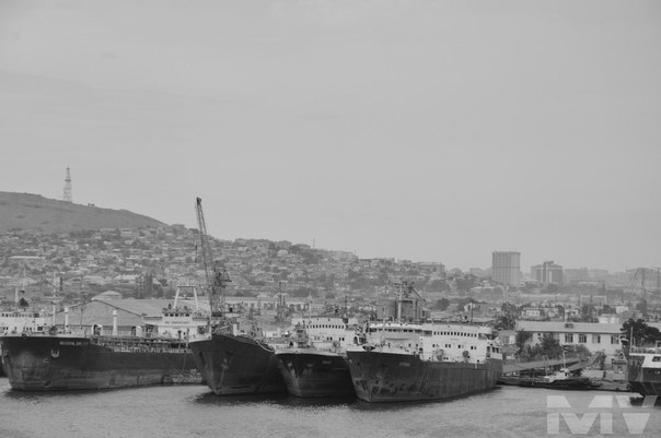 Старые морские гонцы Баку.