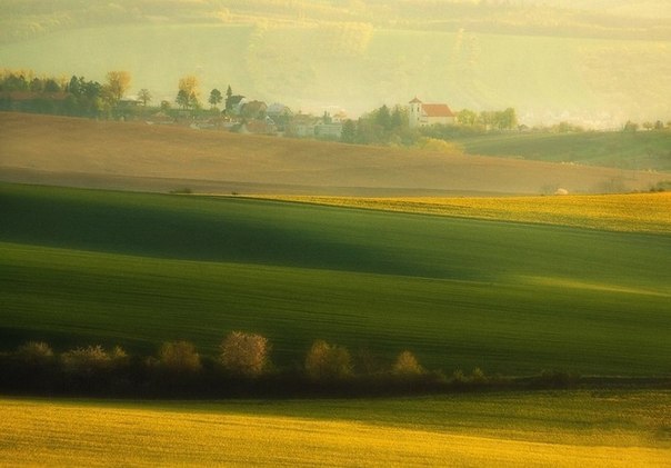 Пейзажи Моравии - исторического региона Чешской республики к востоку от исторической области Чехия.